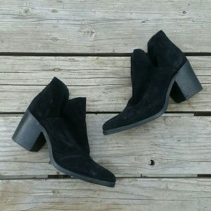 Steve Madden Prezzie Black Booties Sz 8.5